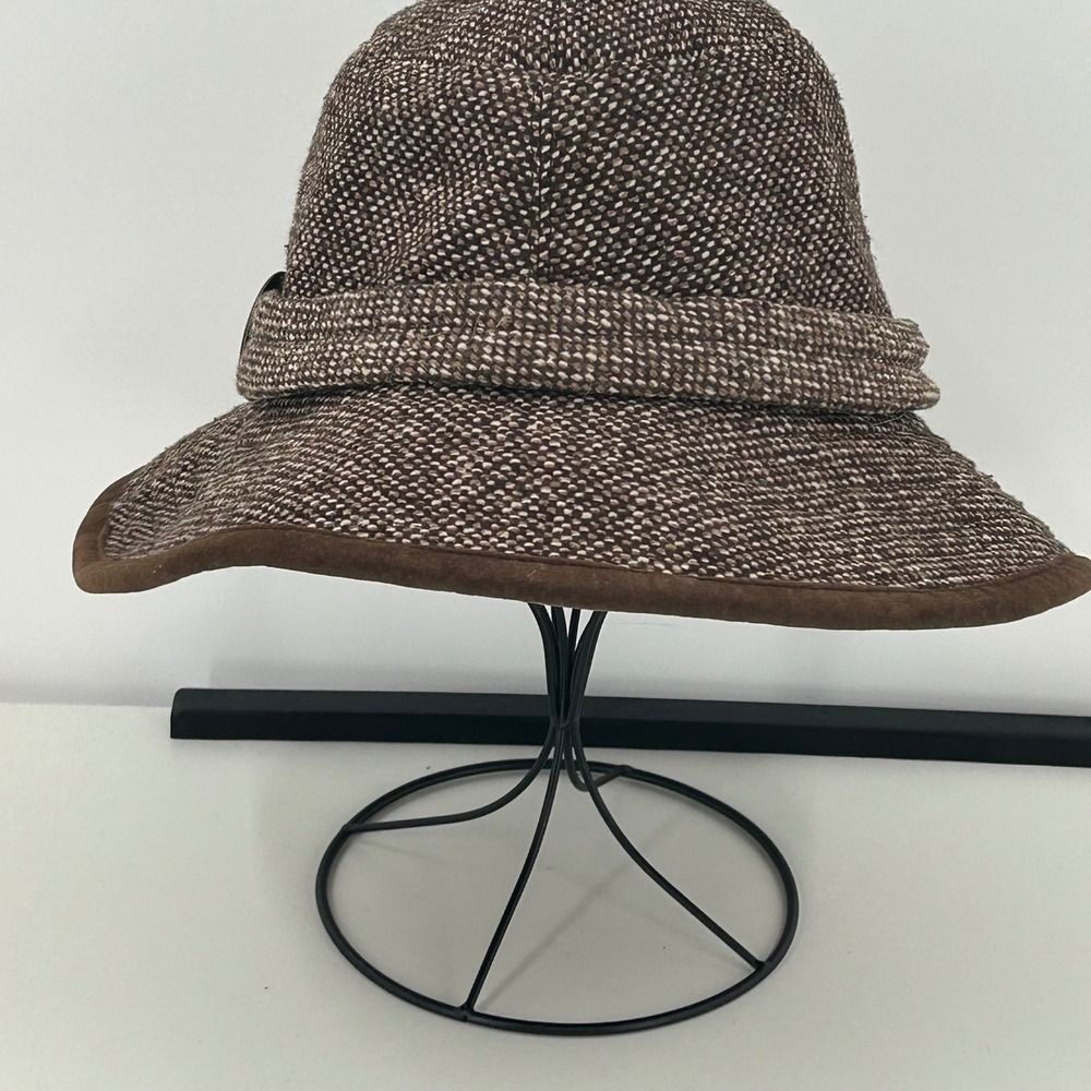 Wallaroo Aubrey Brown Tweed Bucket Hat with Suede Trim and Brass Ring Accent